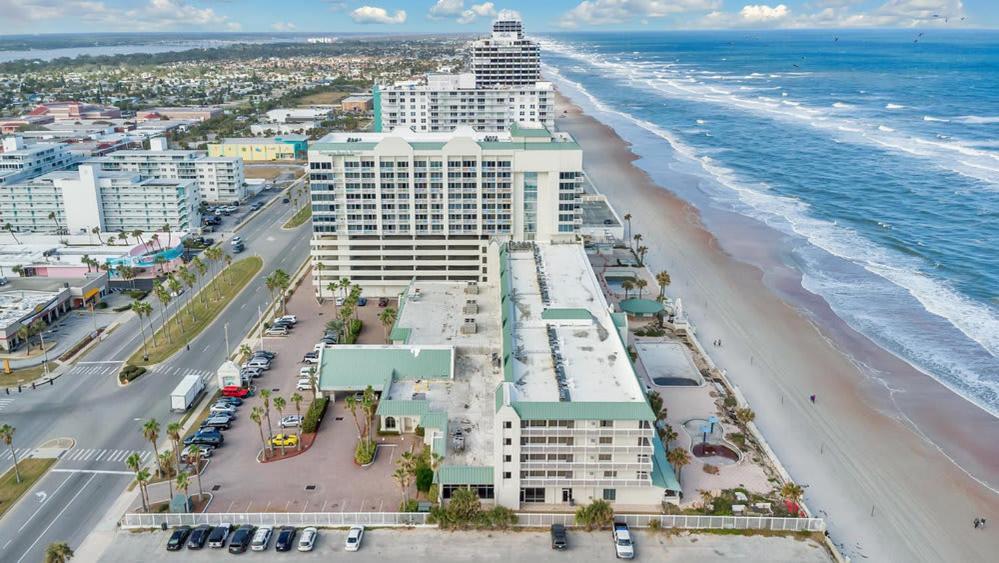 Oceanfront Studio In Daytona Beach Resort Exterior photo